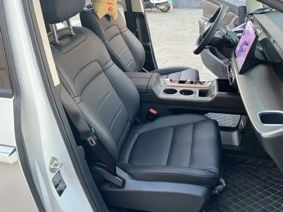 GAC Trumpchi E8 PHEV