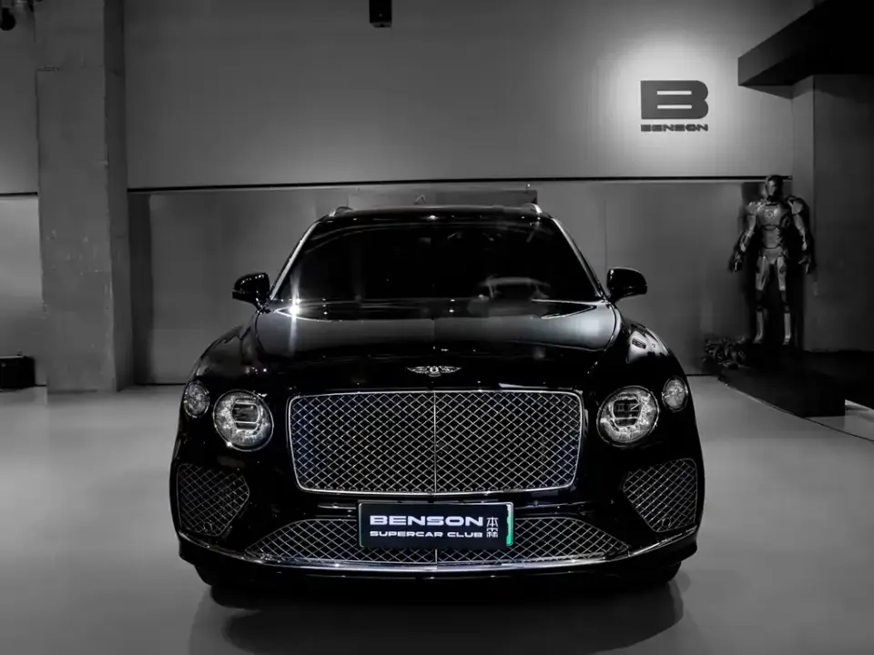 Bentley Bentayga PHEV