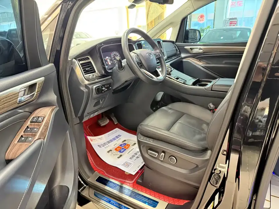 GAC Trumpchi M8