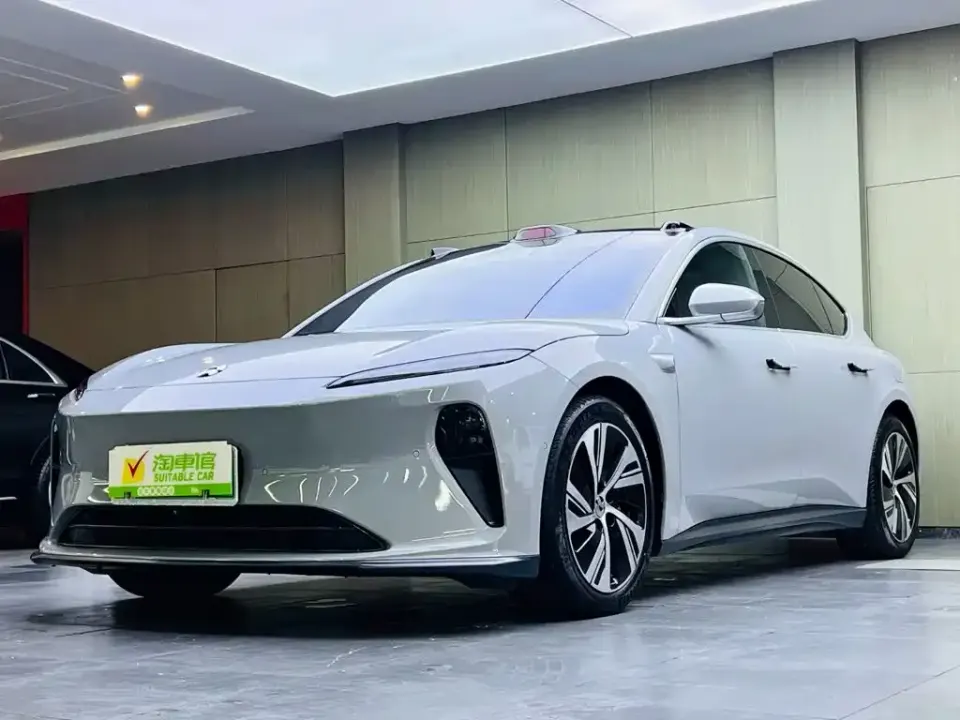 Nio ET5