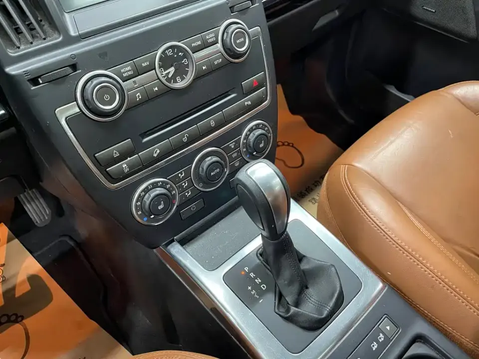 Land Rover Freelander 2