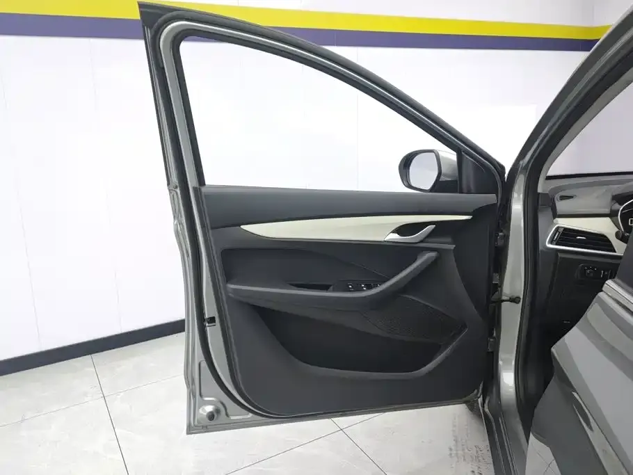 Baojun 360