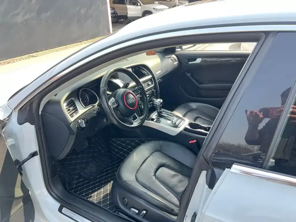 Audi A5 (Import)