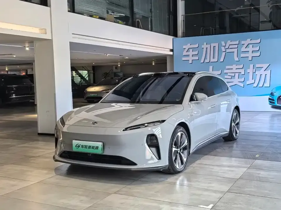 Nio ET5T