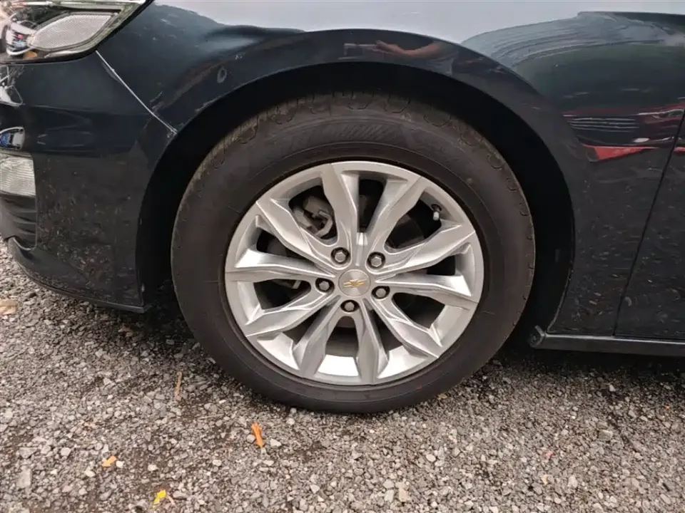 Chevrolet Malibu XL