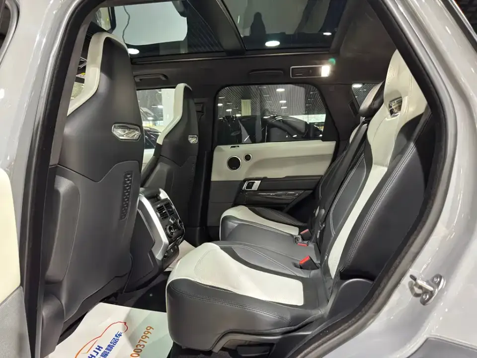 Land Rover Sport