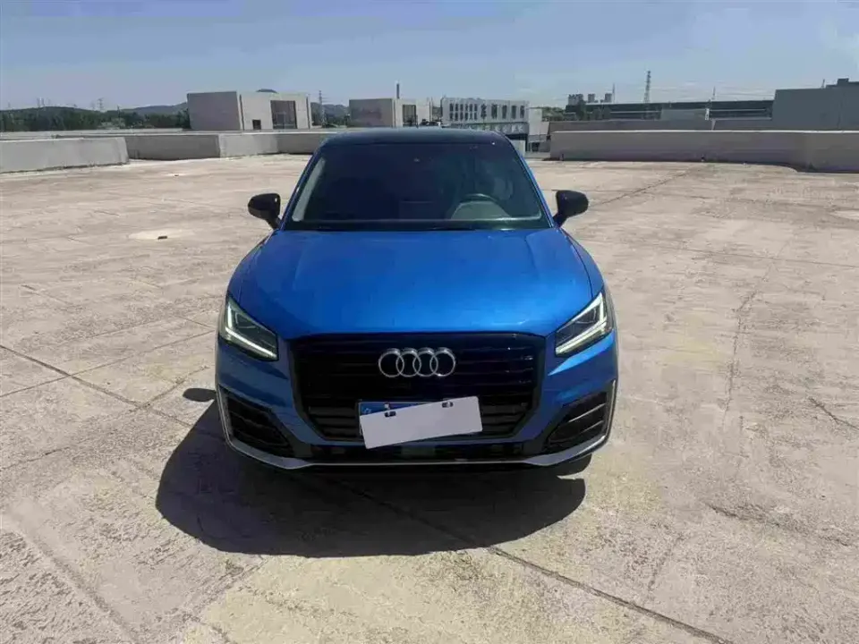Audi Q2L
