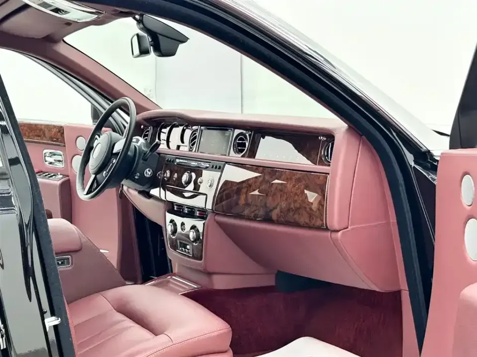 Rolls-Royce Phantom