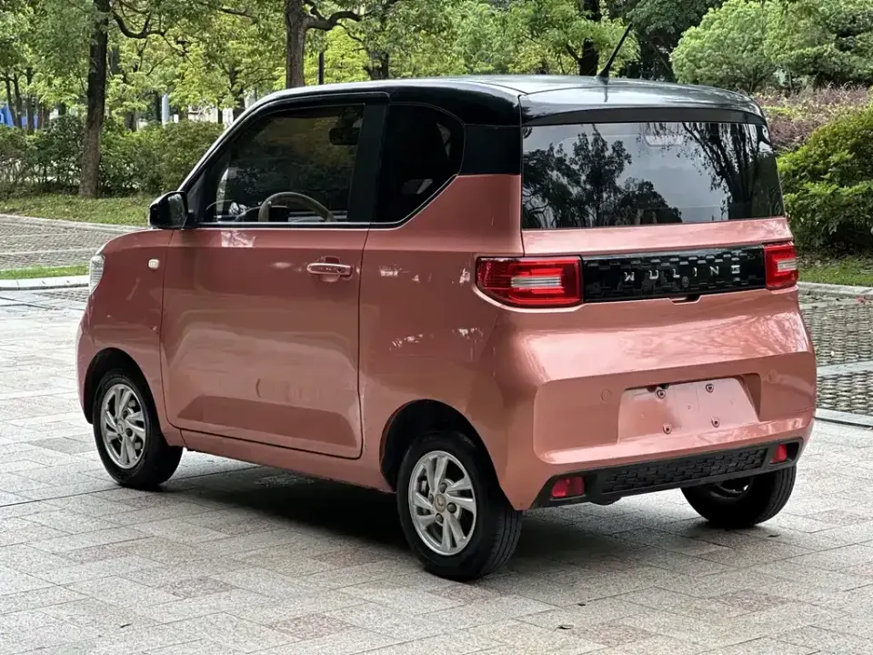 Wuling MINIEV