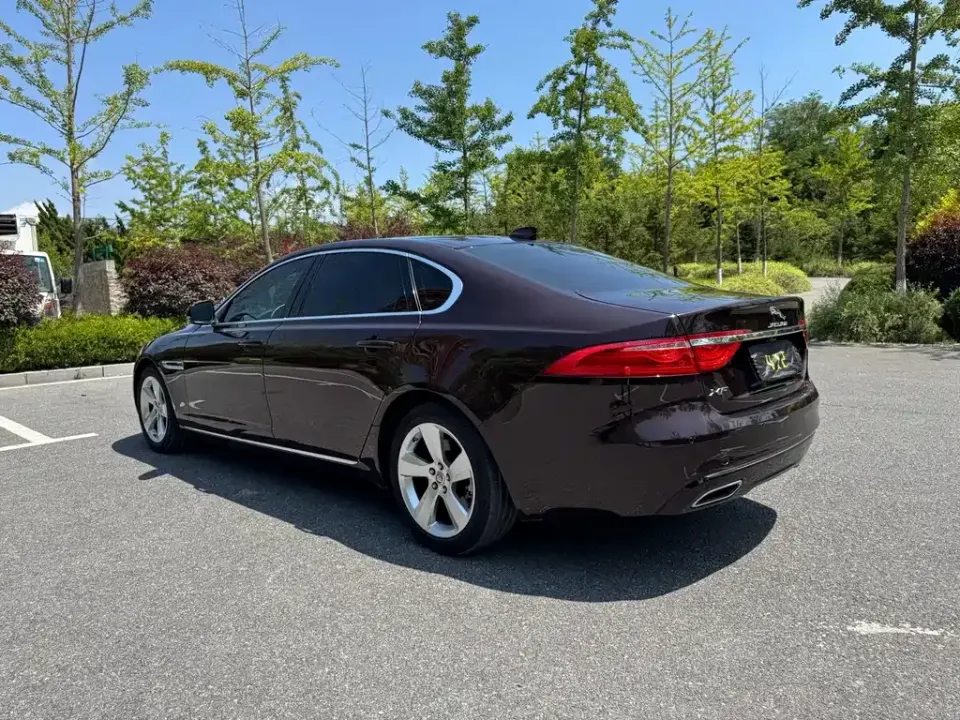 Jaguar XFL