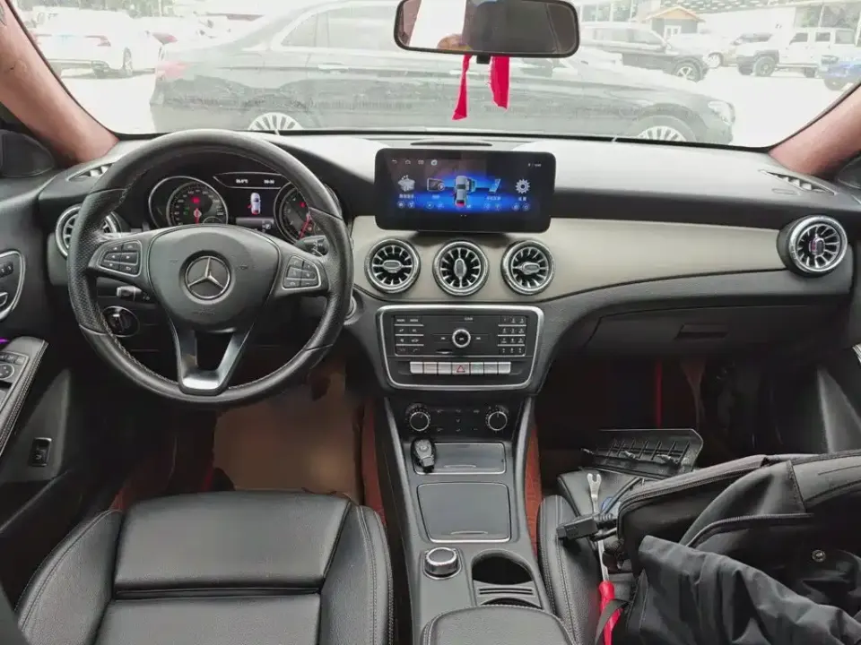 Mercedes-Benz CLA (Import)