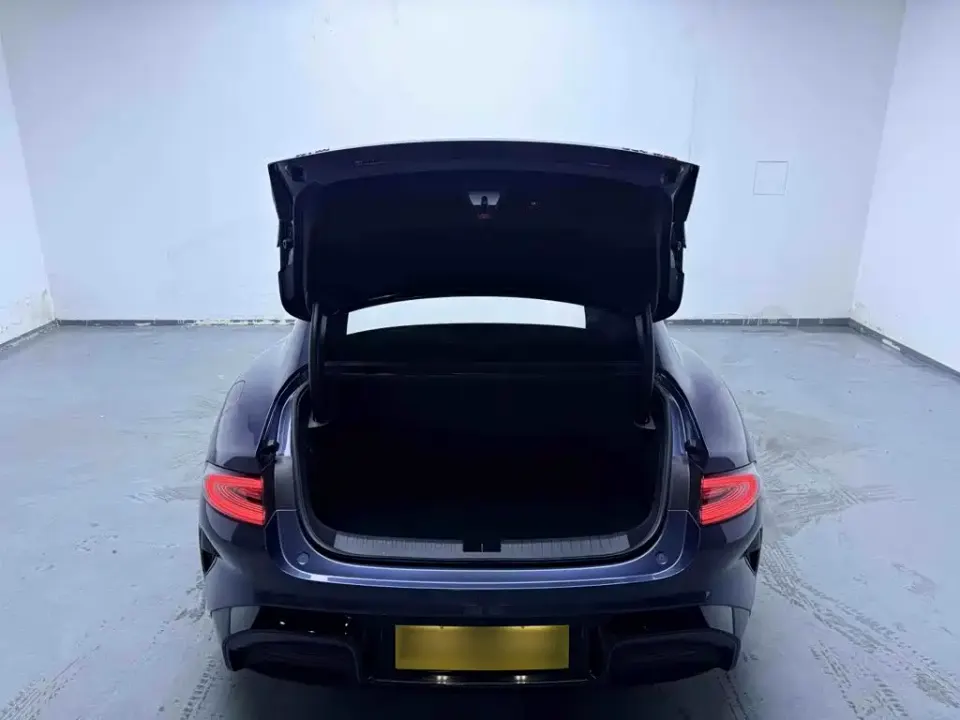 Xiaomi SU7