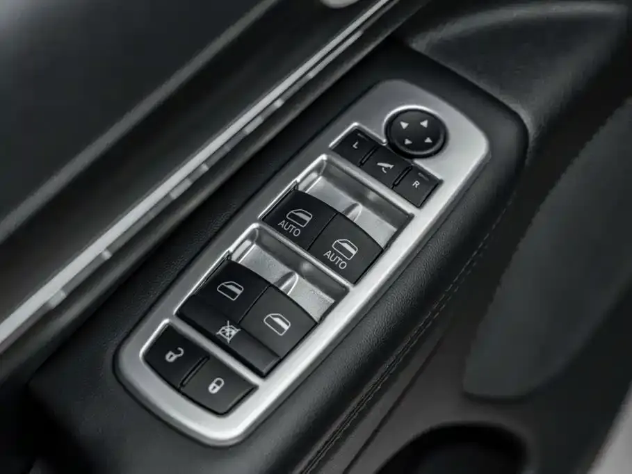 Jeep Grand Cherokee (Import)