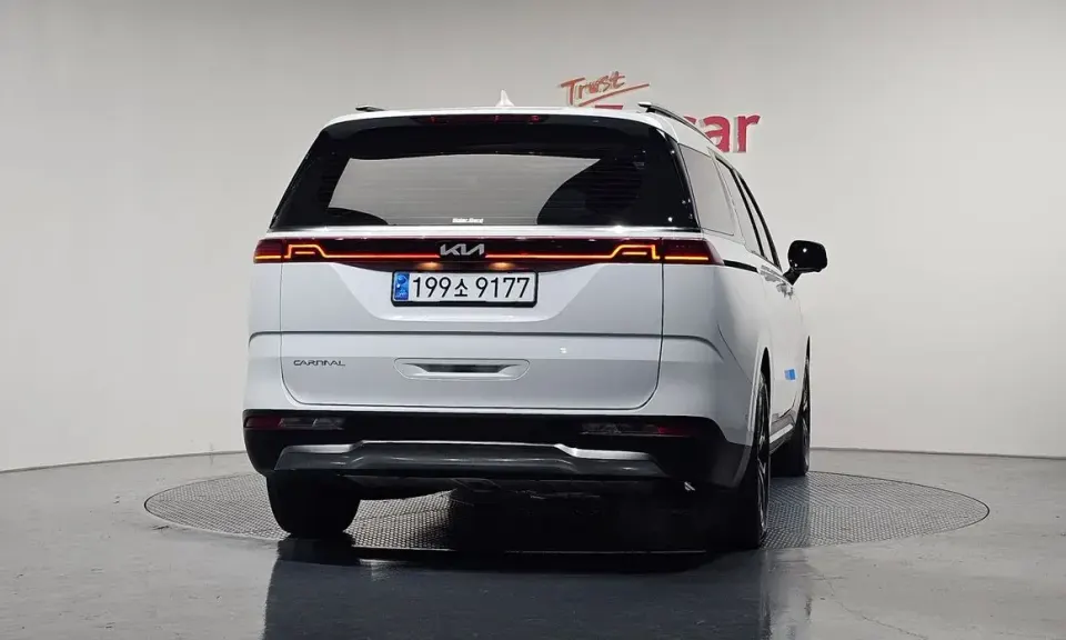 Kia Canival