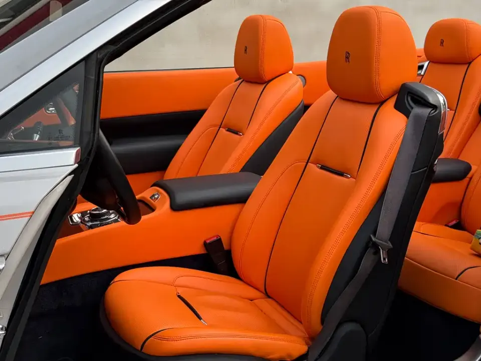 Rolls-Royce Dawn