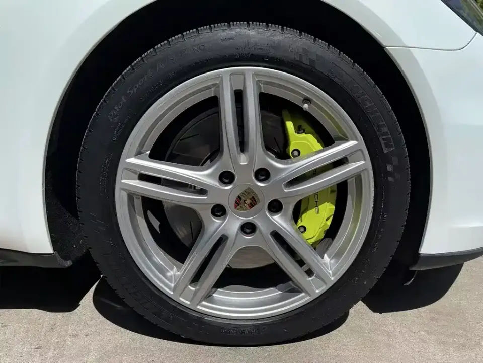 Porsche Panamera Hybrid