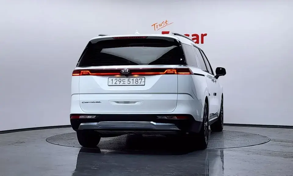 Kia Canival