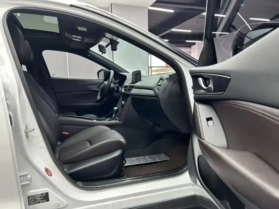 Mazda CX-4