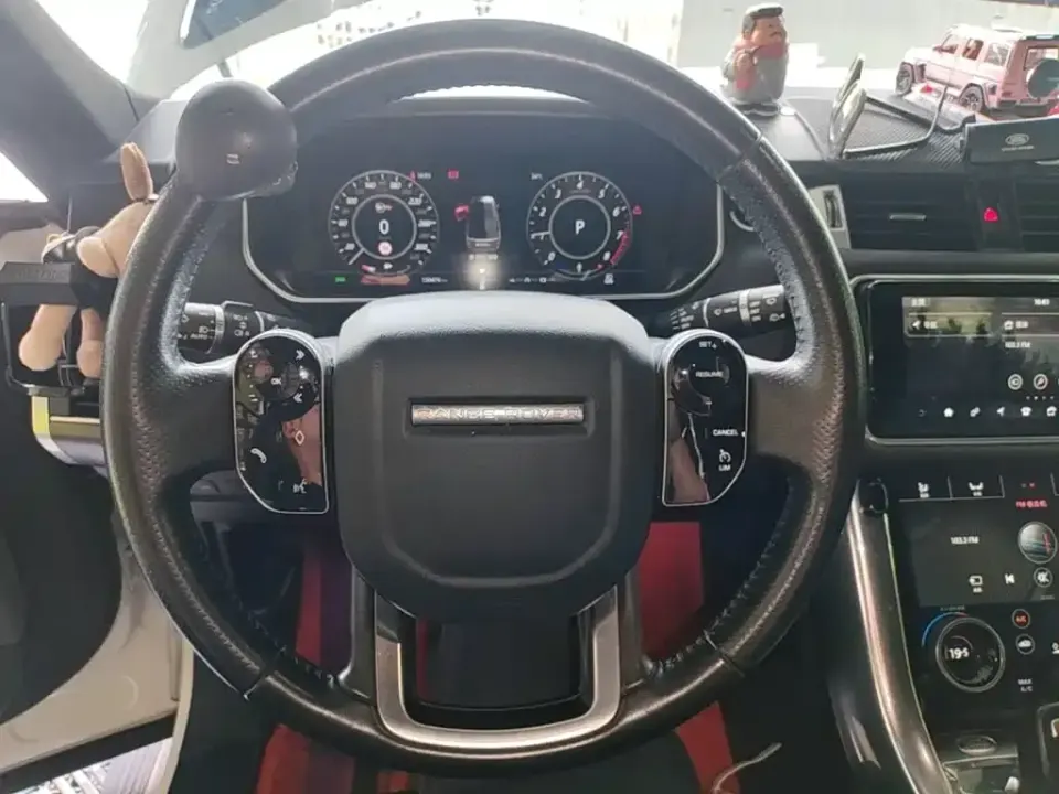Land Rover Sport