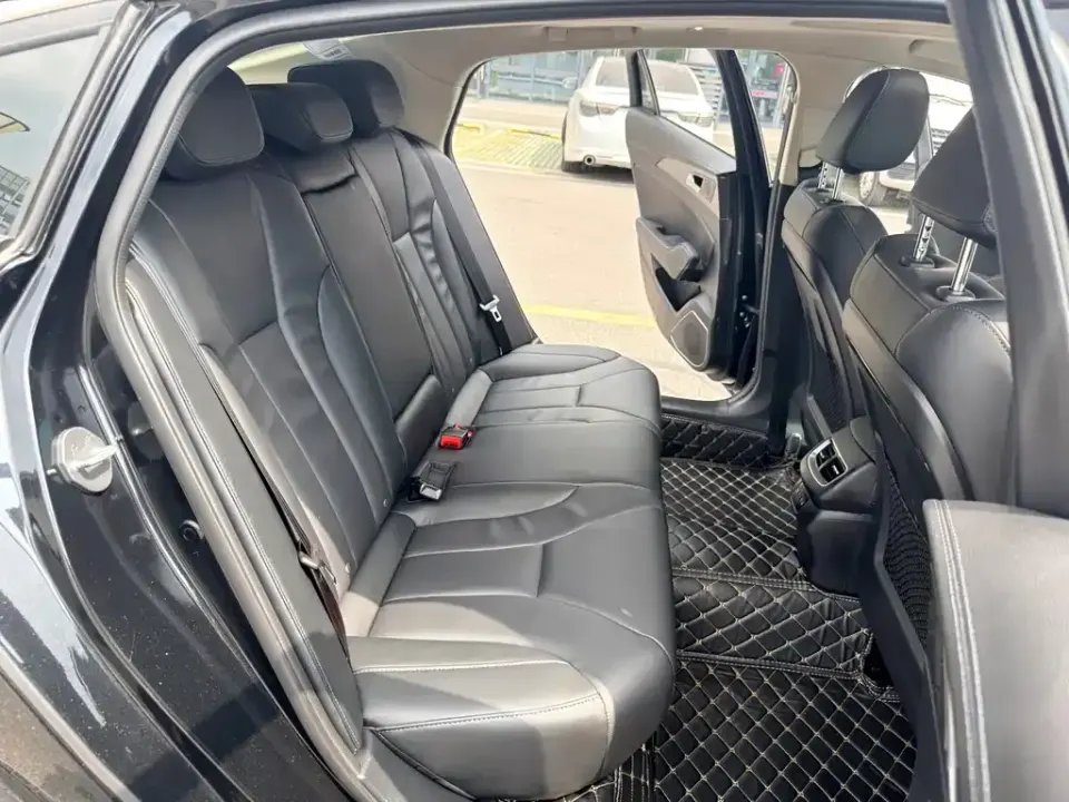 Hongqi Hongqi H5