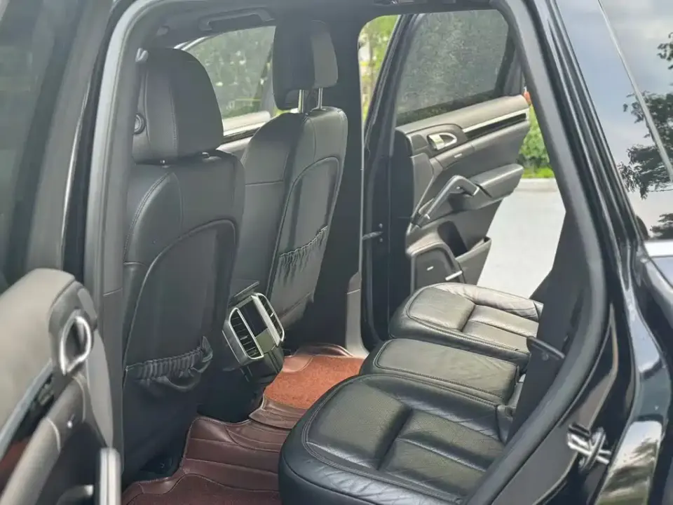 Porsche Cayenne Hybrid