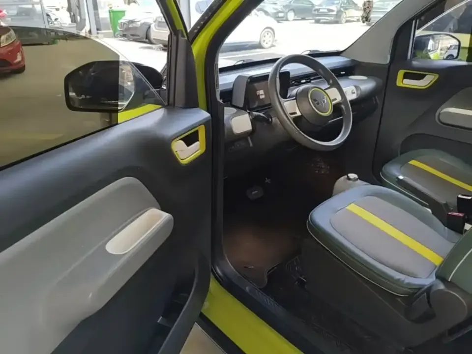 Wuling MINIEV