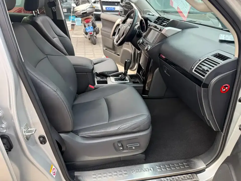 Toyota Prado