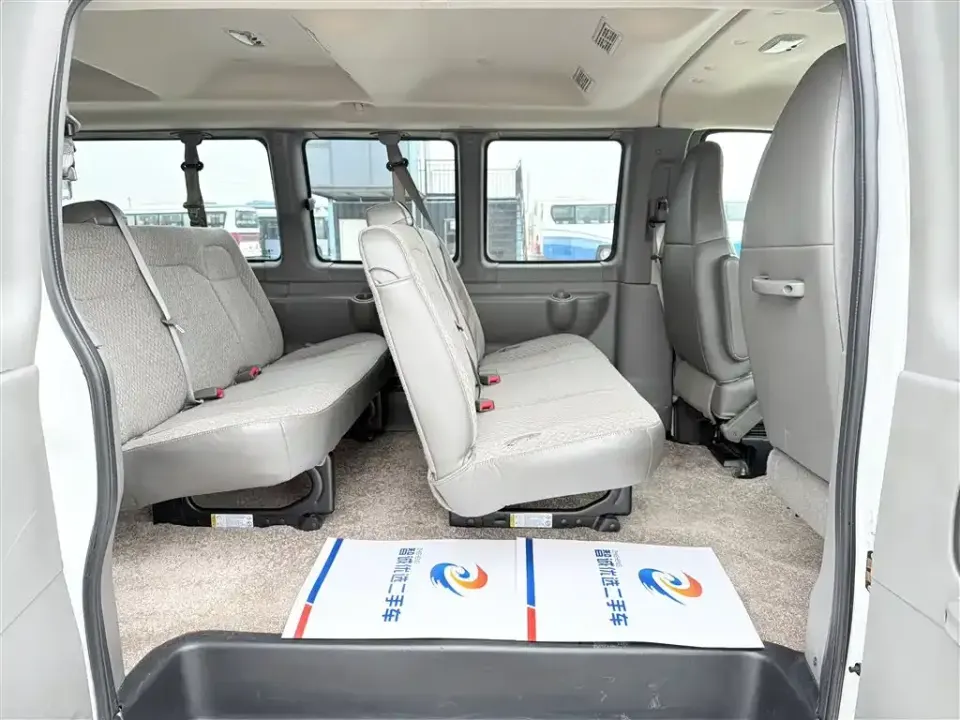 GMC Savana