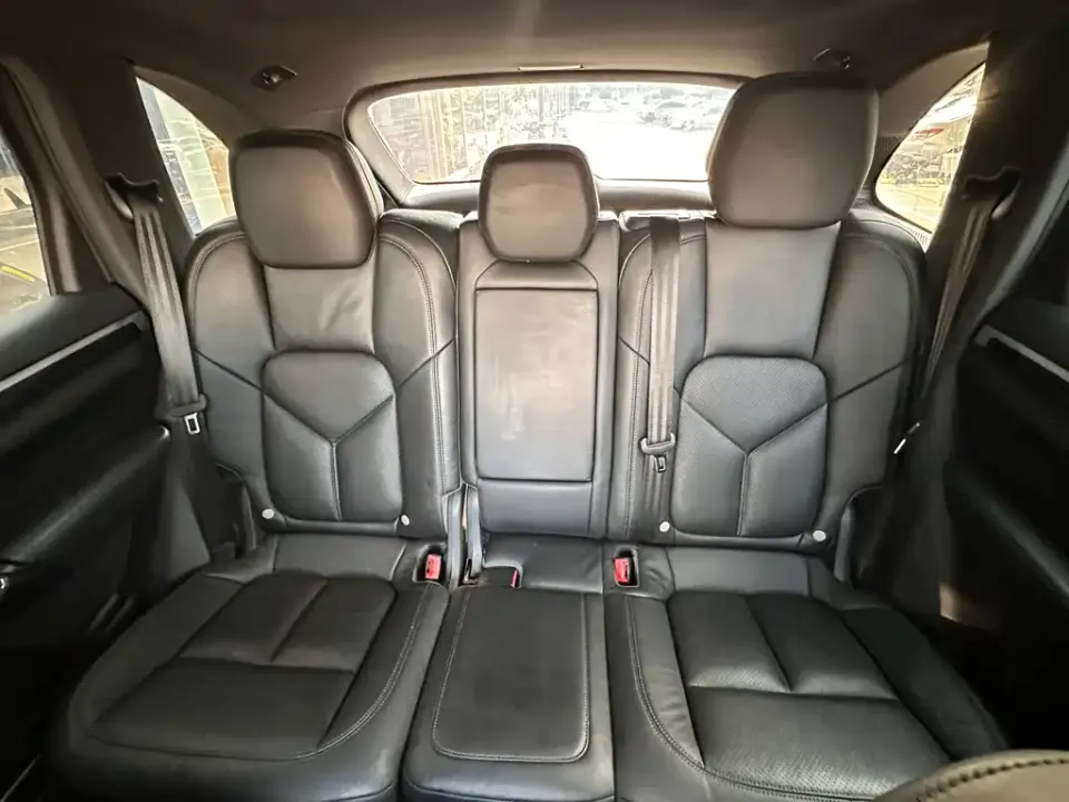Porsche Cayenne Hybrid