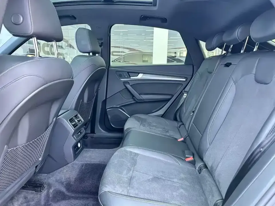 Audi Q5L Sportback