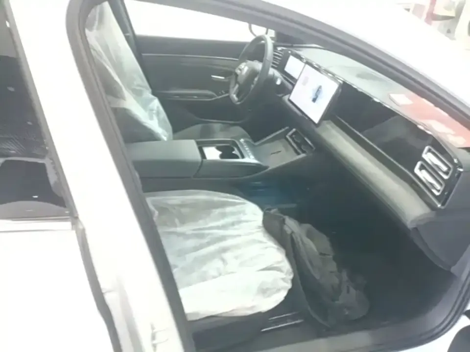 BYD Qin L