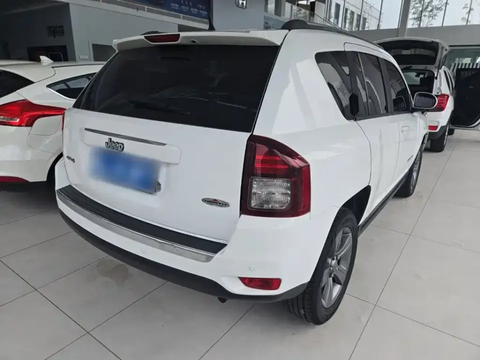 Jeep Compass (Import)