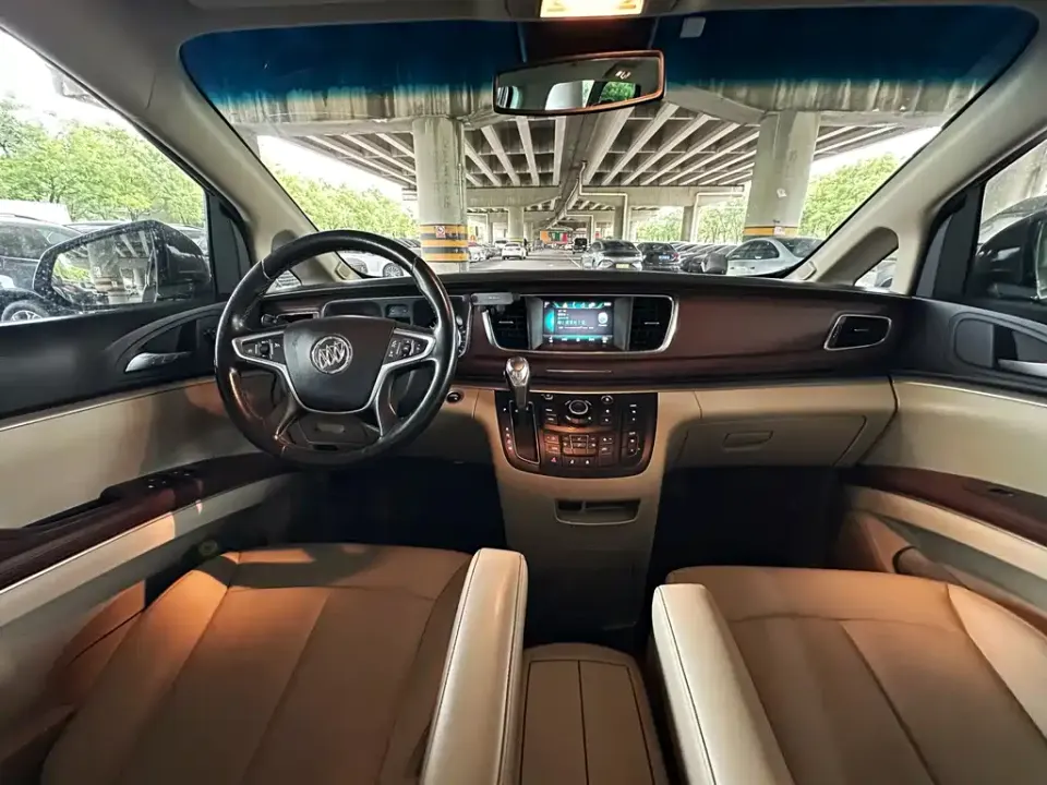 Buick GL8