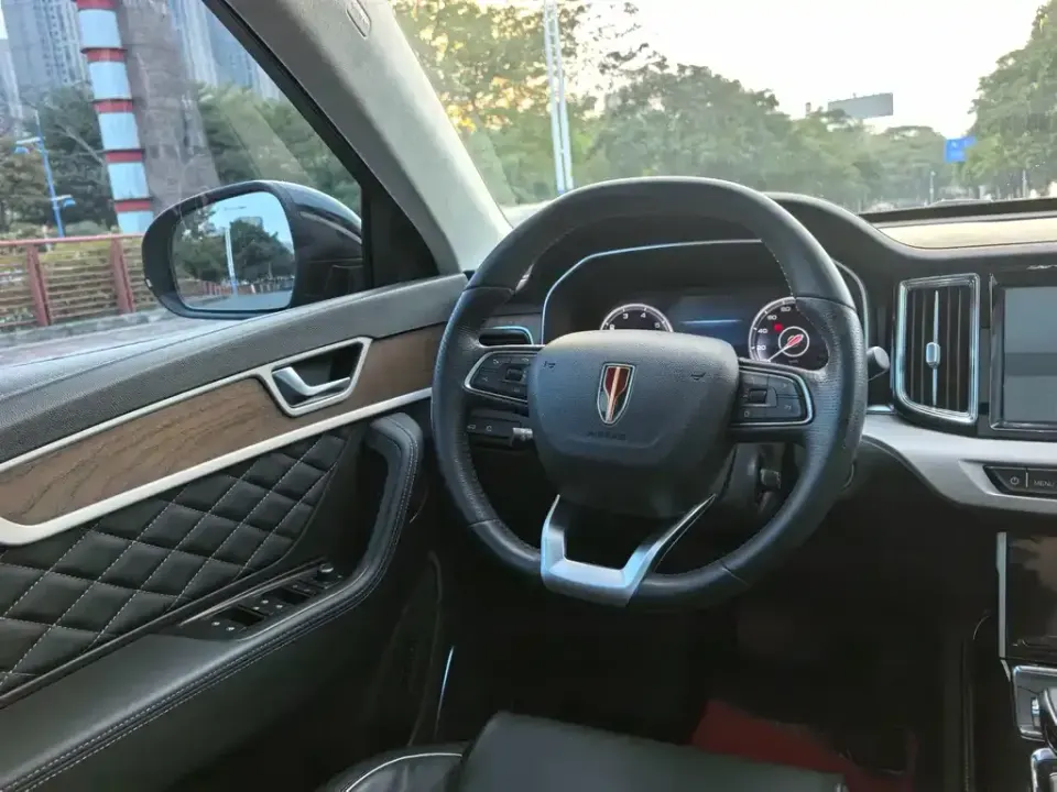 Hongqi Hongqi HS7