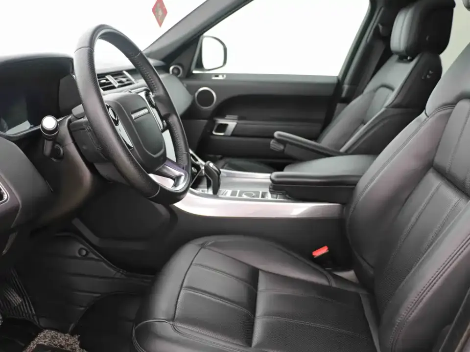 Land Rover Sport