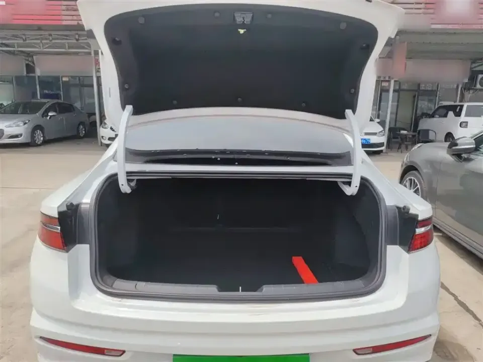 Geely Xingrui