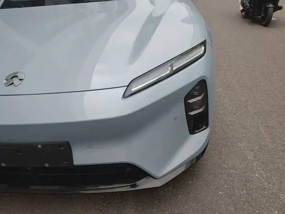 Nio ET5T