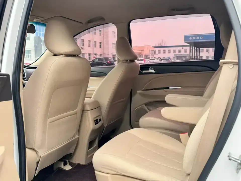 Baojun 730