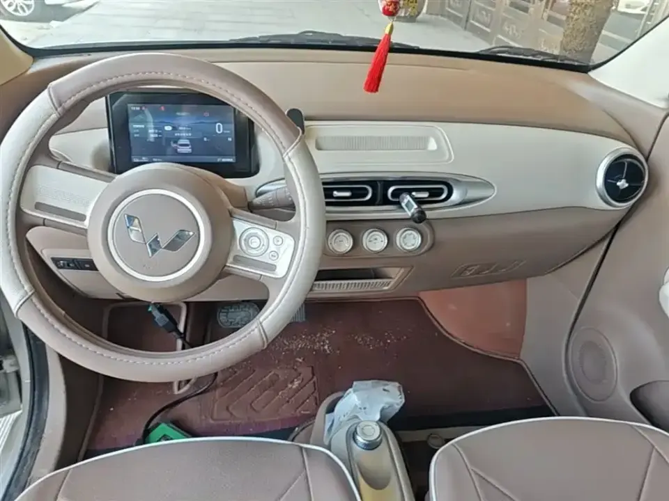 Wuling MINIEV