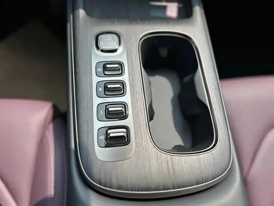 Xiaomi SU7