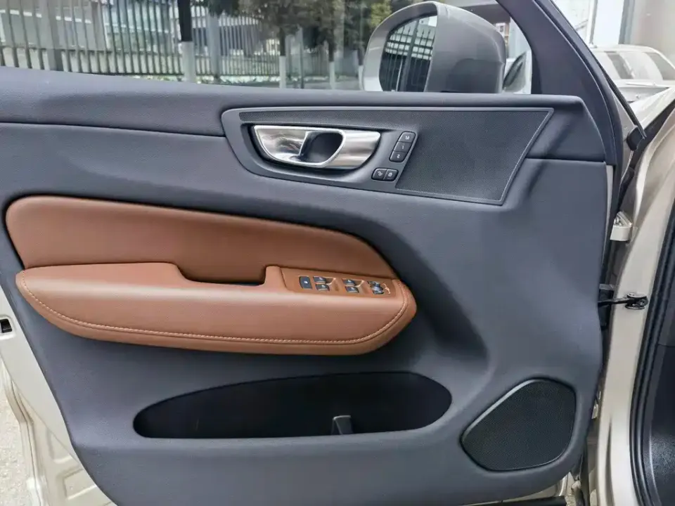 Volvo XC60 PHEV