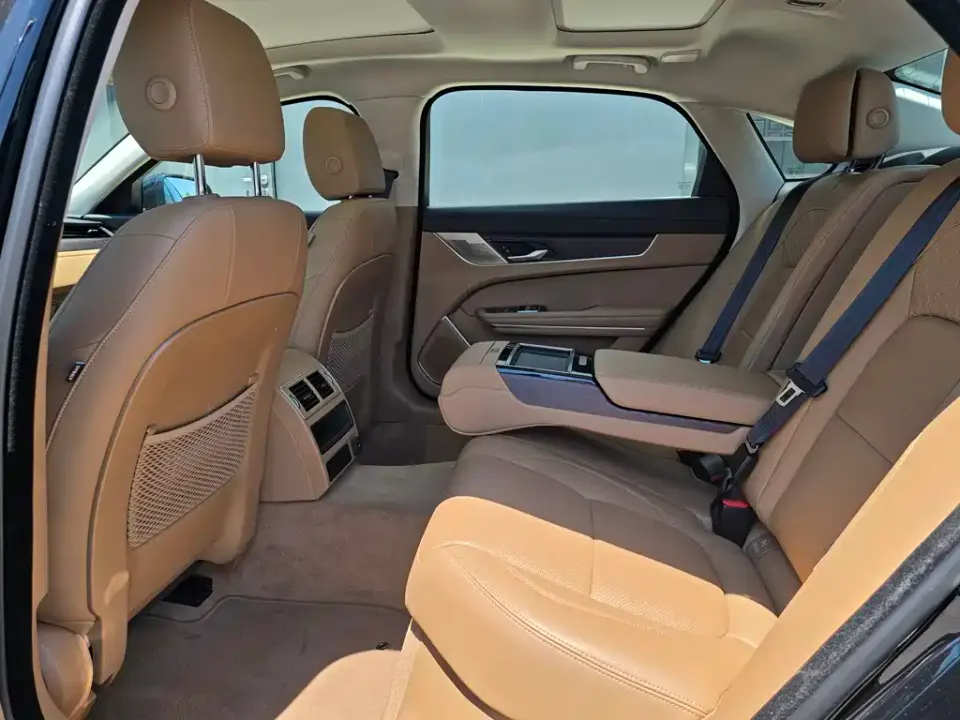 Jaguar XFL