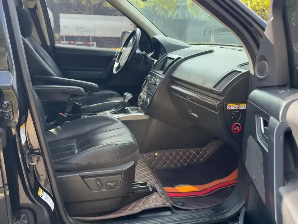 Land Rover Freelander 2