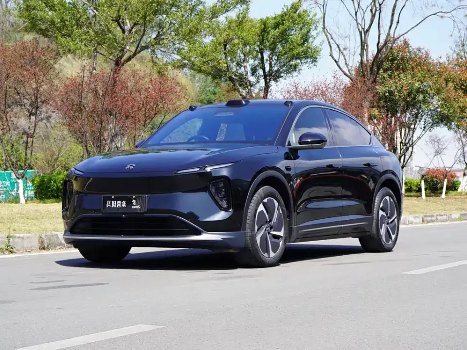 Nio EC6