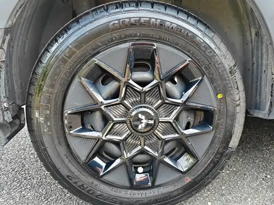 Wuling MINIEV