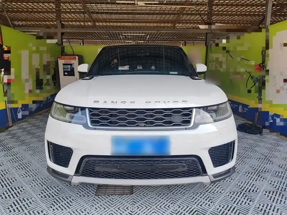 Land Rover Sport