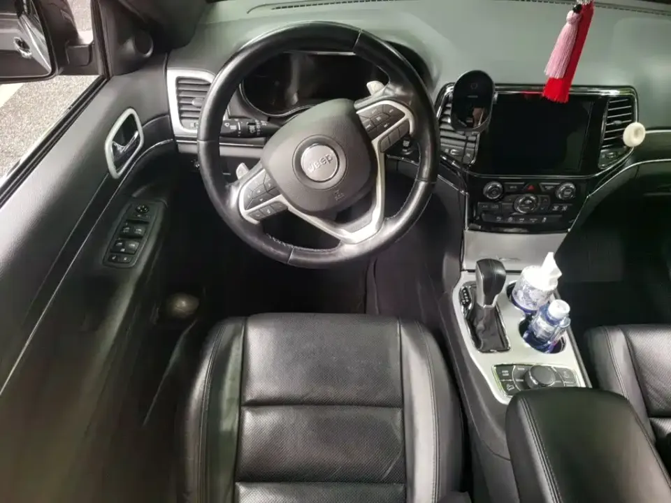 Jeep Grand Cherokee (Import)