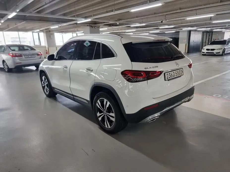 Mercedes-Benz GLA-Class
