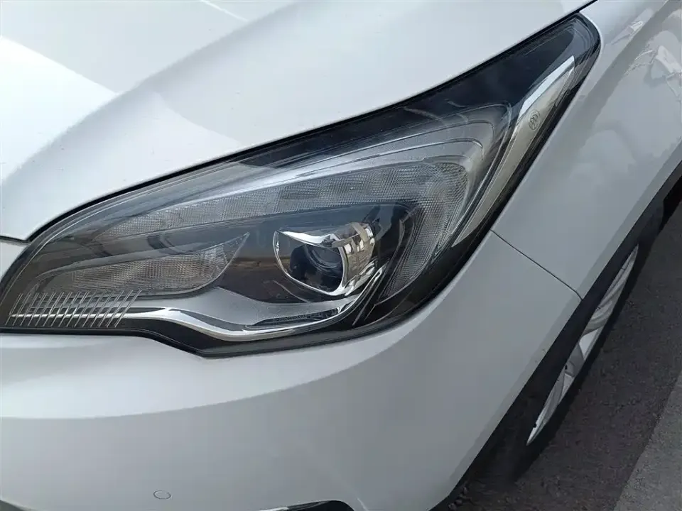 Buick Envision Plus