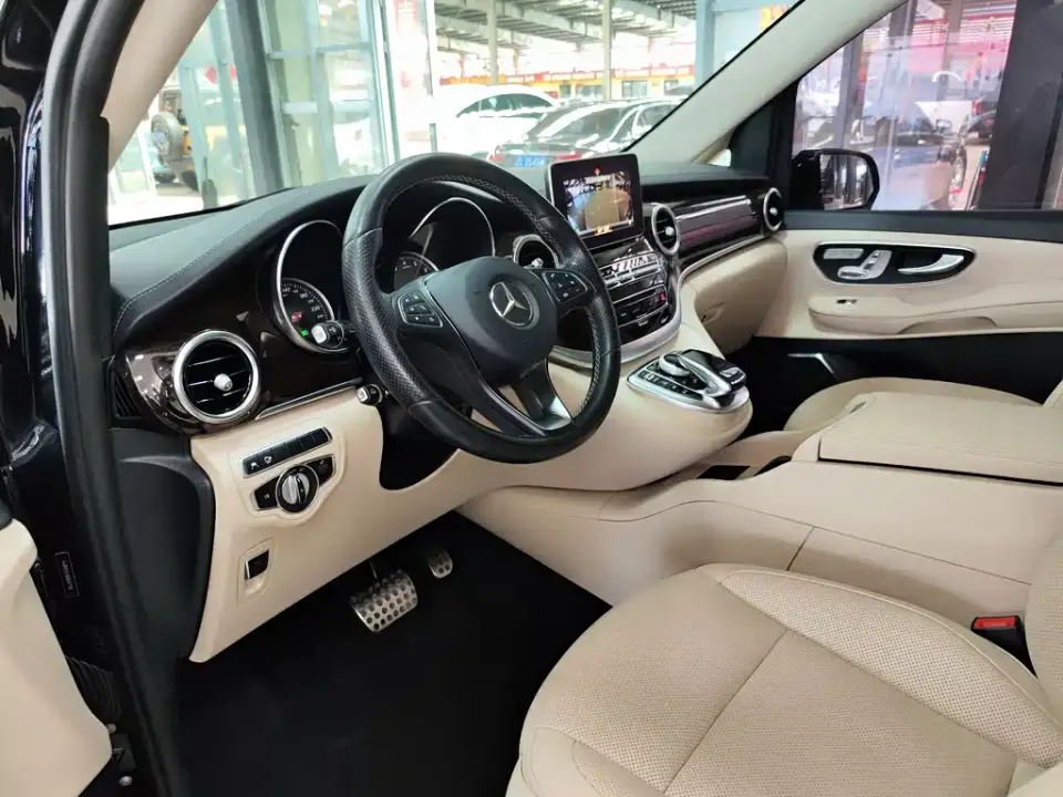 Mercedes-Benz V-Class